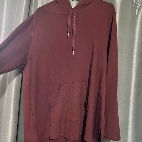 Sweatshirt - Picture 2 of 2